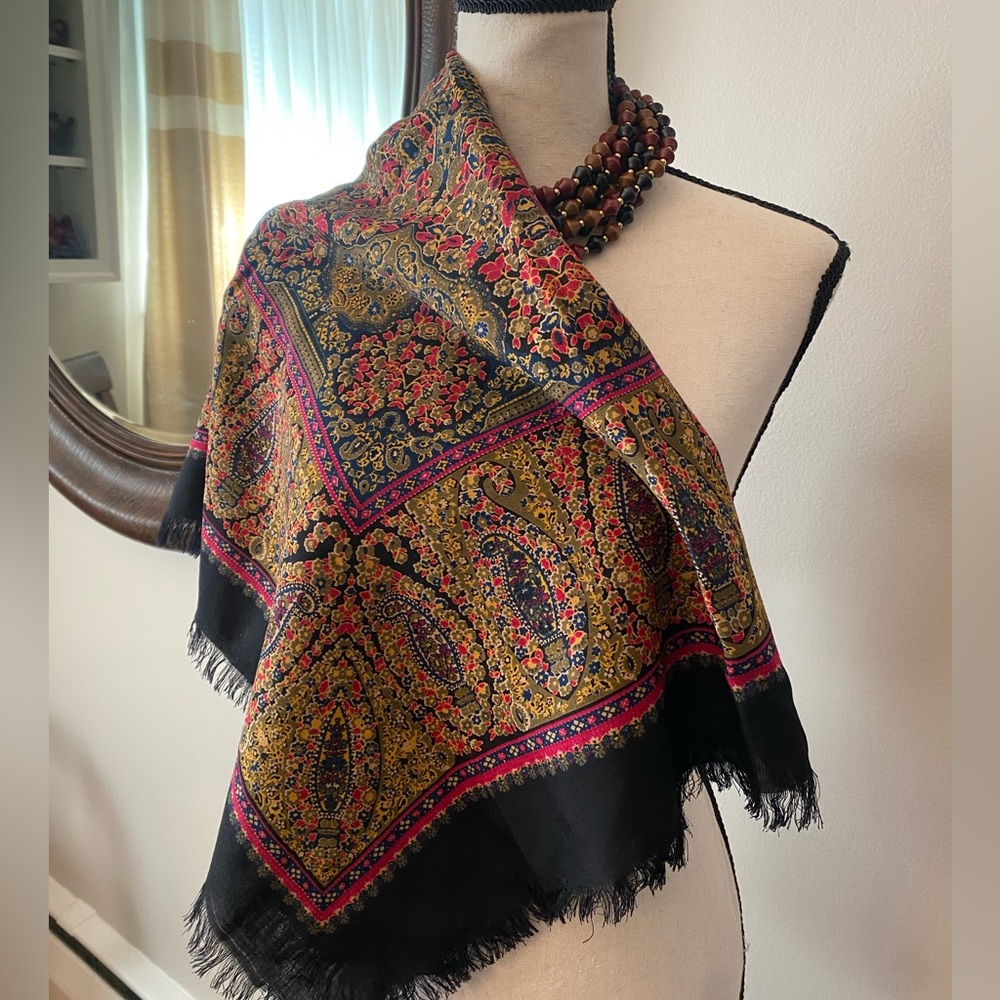 Elegant Paisley Scarf with Beaded Necklace - Picture 1 of 10